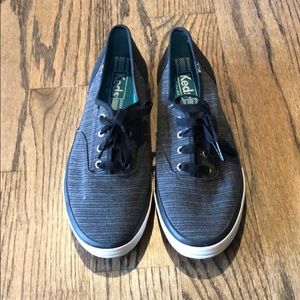KEDS SIZE 8